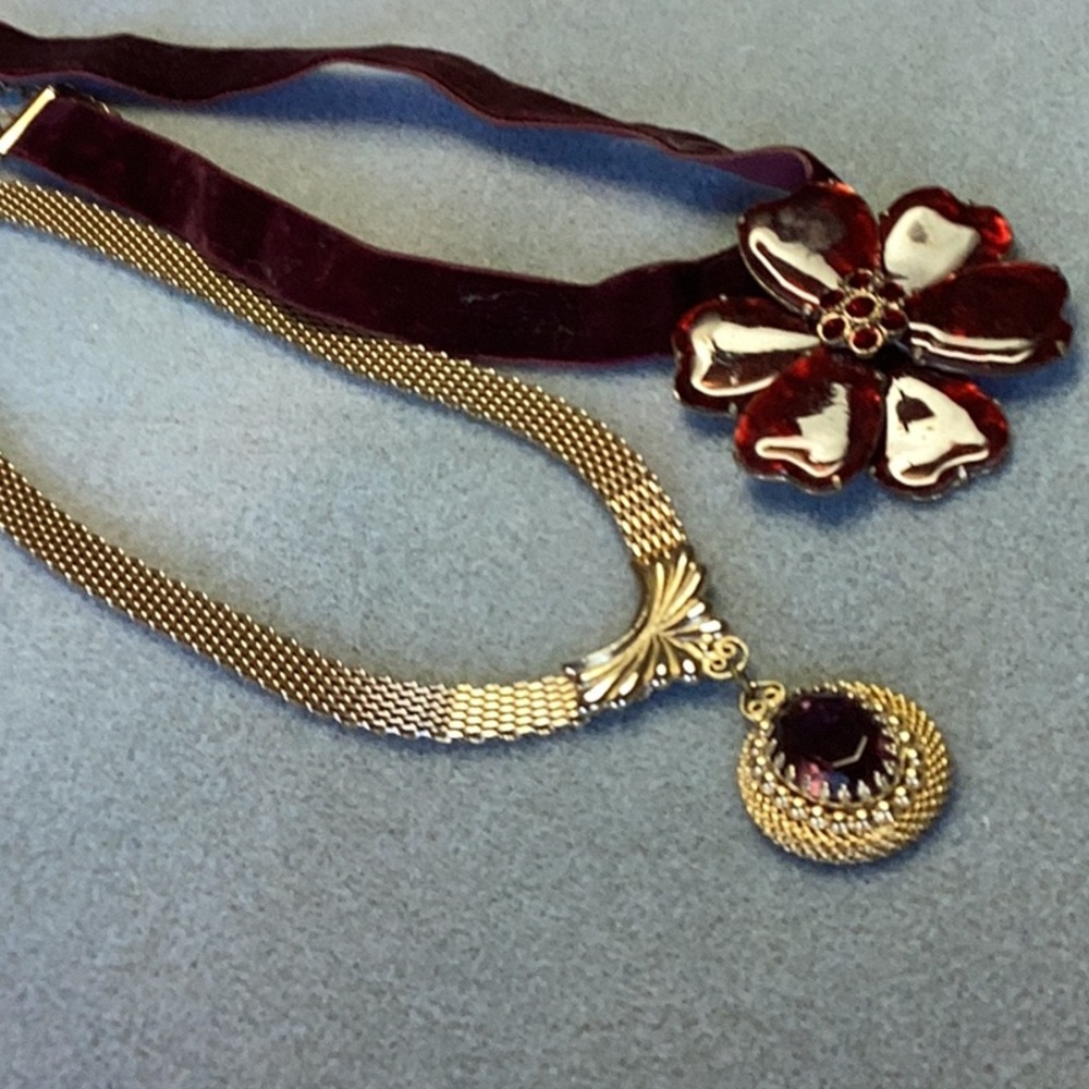FINAL SALE PRICE 2 Pc Golden Amethyst & Reversible Flower Necklaces
